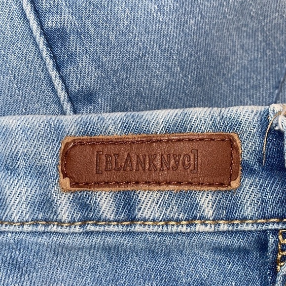 BlankNYC Destructed Skinny Jeans size 31 - Picture 7 of 9